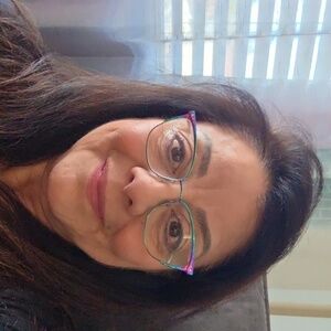 Meet your Posher, Rita